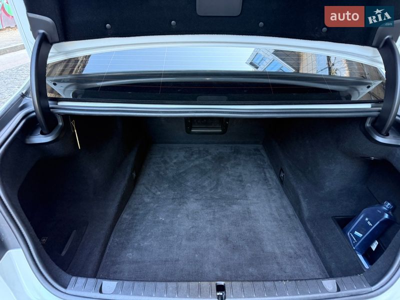 Седан BMW 7 Series 2017 в Одессе фото 114 Седан BMW 7 Series 2017 в Одессе