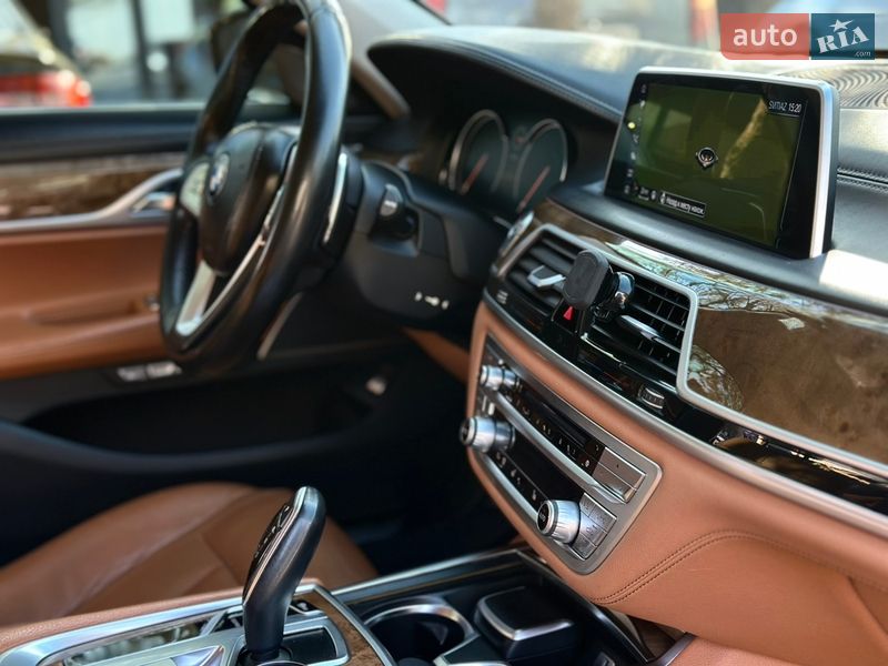 Седан BMW 7 Series 2016 в Ровно фото 13 Седан BMW 7 Series 2016 в Ровно