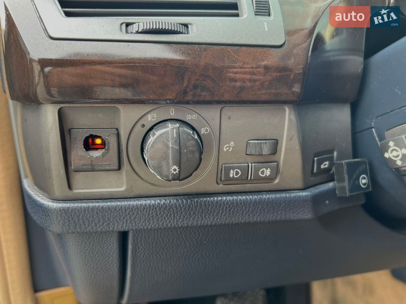 Седан BMW 7 Series 2003 в Одессе