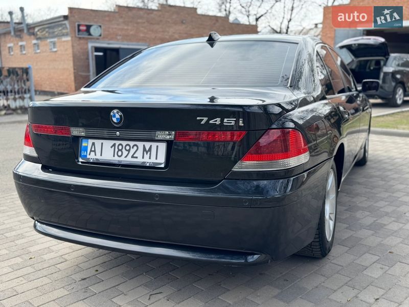 Седан BMW 7 Series 2004 в Лубнах