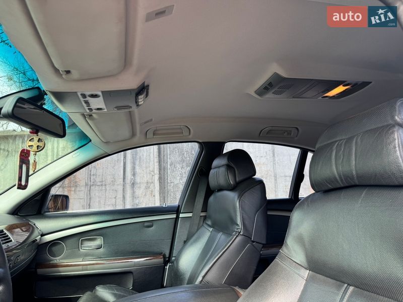 Седан BMW 7 Series 2004 в Лубнах