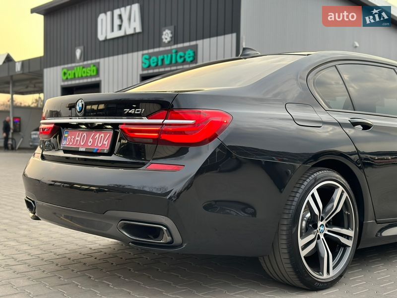 Седан BMW 7 Series 2017 в Нововолынске