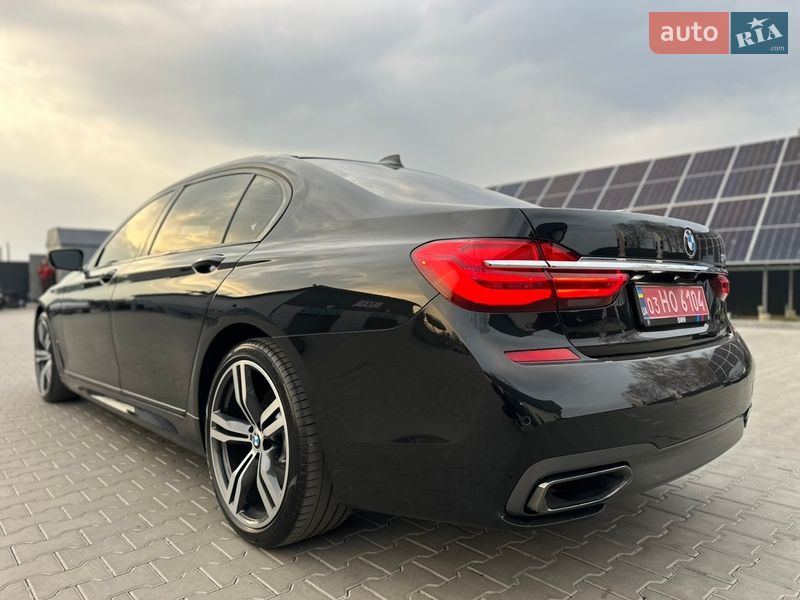 Седан BMW 7 Series 2017 в Нововолынске