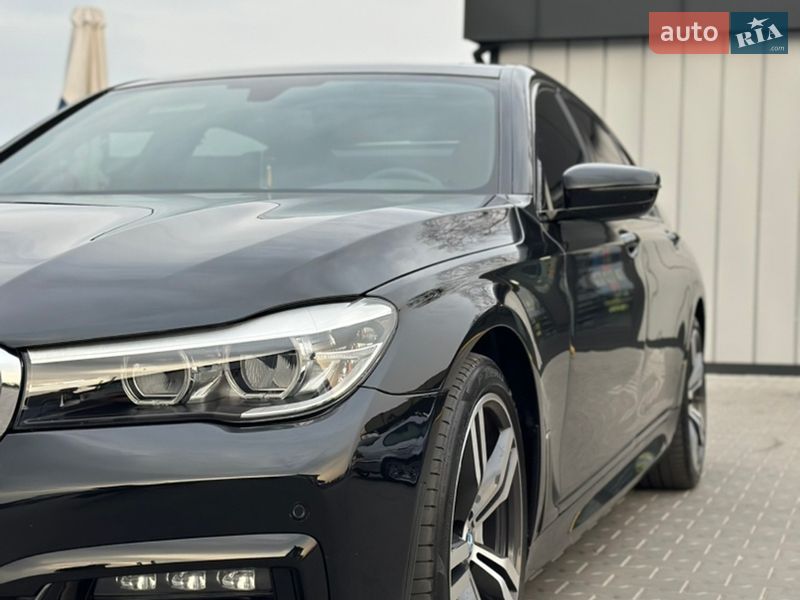 Седан BMW 7 Series 2017 в Нововолынске