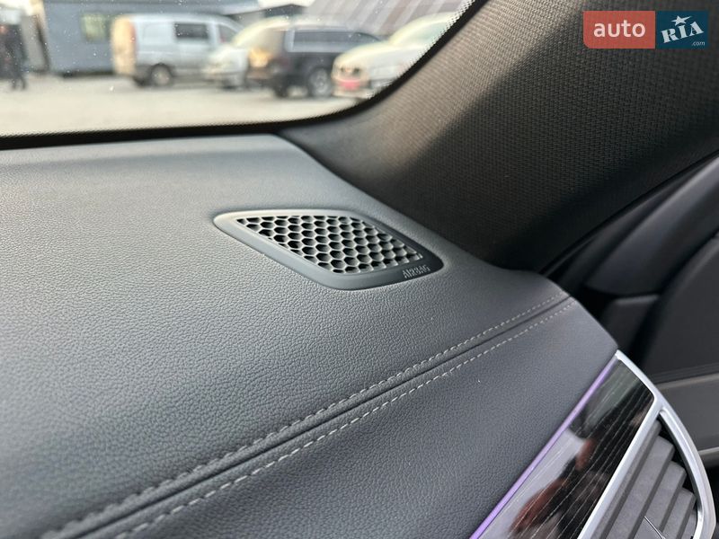 Седан BMW 7 Series 2017 в Нововолынске