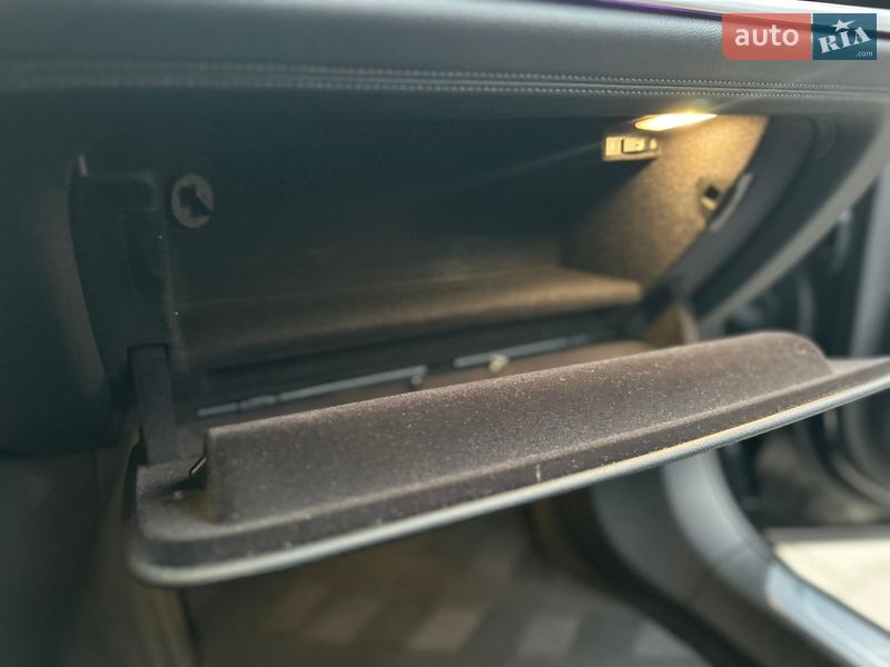 Седан BMW 7 Series 2017 в Нововолынске