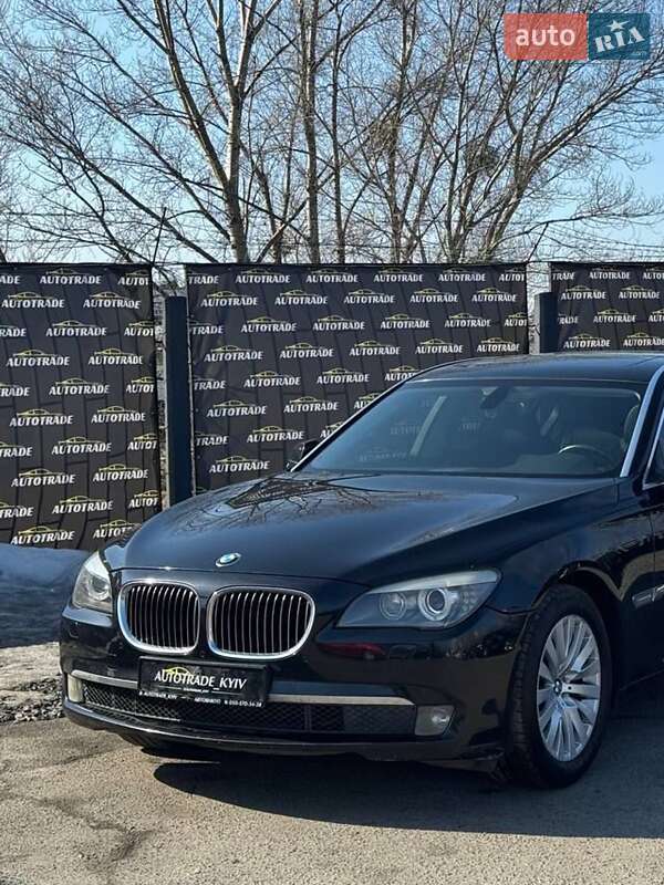 BMW 7 Series 2010