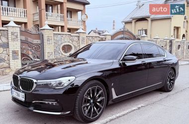 Седан BMW 7 Series 2017 в Черновцах