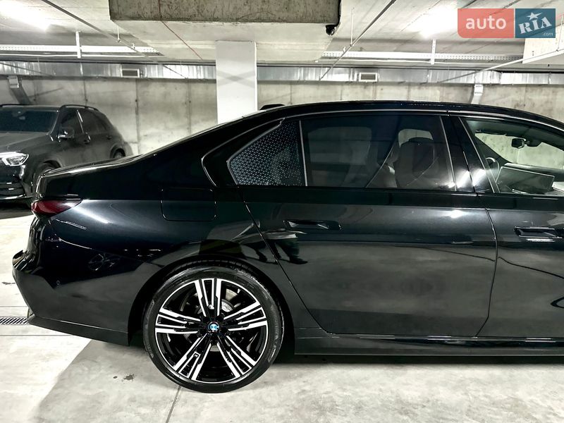 Седан BMW 7 Series 2024 в Днепре фото 15 Седан BMW 7 Series 2024 в Днепре