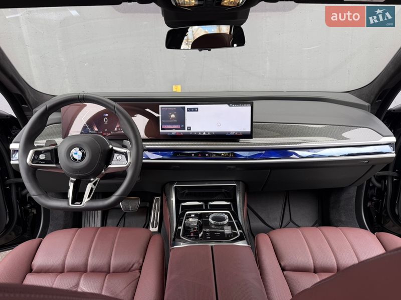 Седан BMW 7 Series 2025 в Киеве