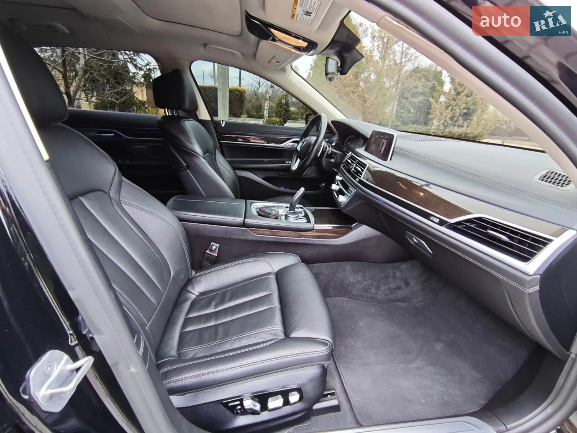 2020 BMW 7er - мініатюра 17