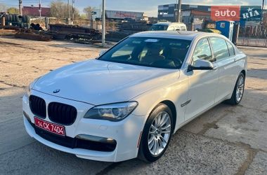 Седан BMW 7 Series 2015 в Львові