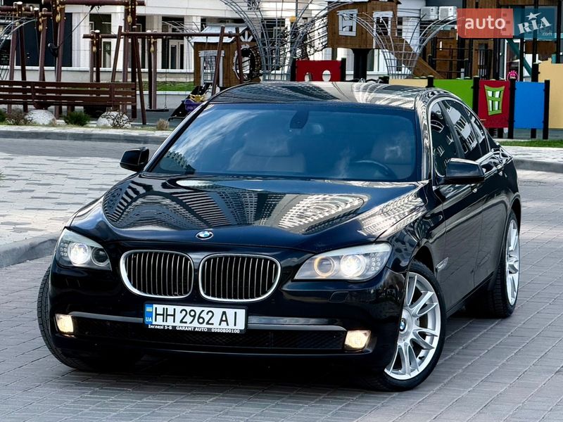 Седан BMW 7 Series 2011 в Одессе