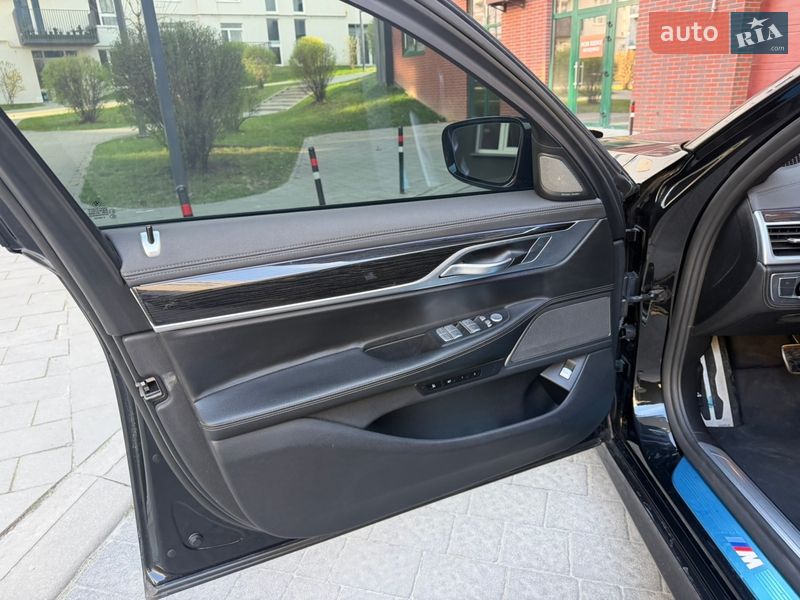 Седан BMW 7 Series 2019 в Львові фото 19 Седан BMW 7 Series 2019 в Львові