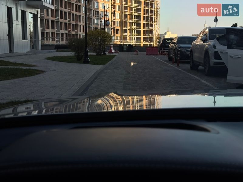 Седан BMW 7 Series 2019 в Києві