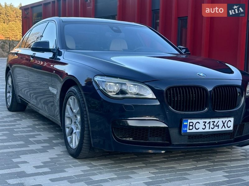 Седан BMW 7 Series 2013 в Львові