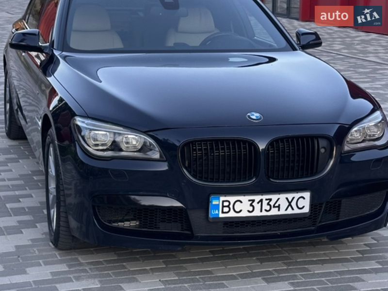 Седан BMW 7 Series 2013 в Львові