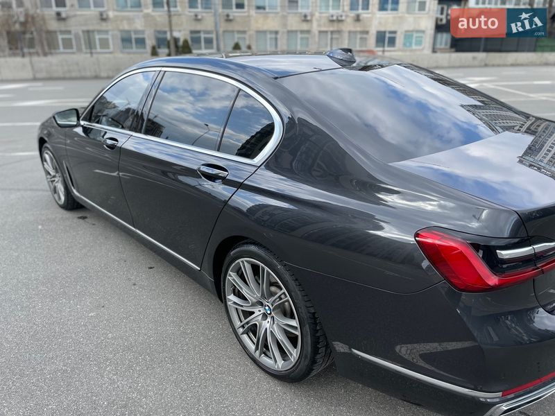 Седан BMW 7 Series 2019 в Києві