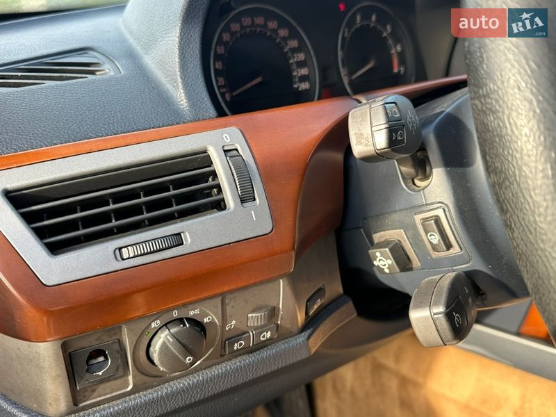 Седан BMW 7 Series 2001 в Одессе