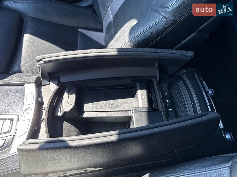 Седан BMW 7 Series 2014 в Запоріжжі