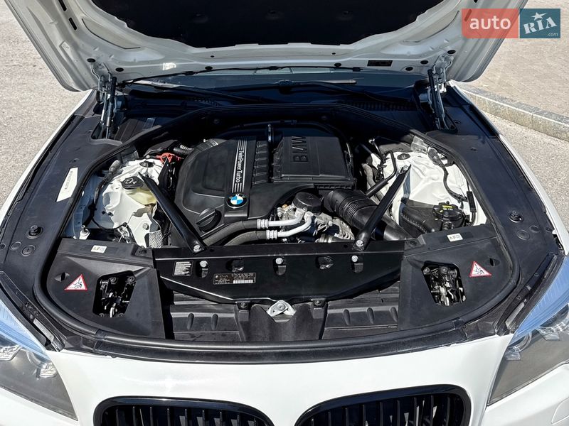 Седан BMW 7 Series 2014 в Запоріжжі