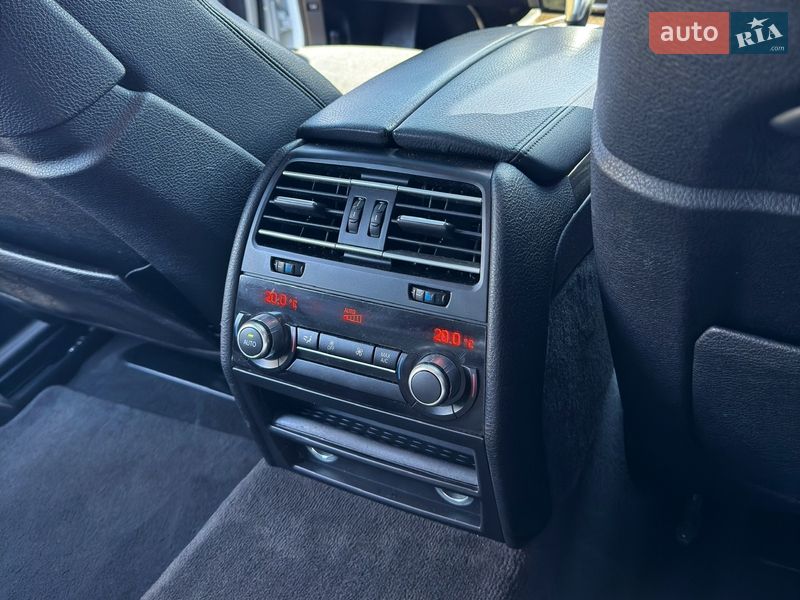 Седан BMW 7 Series 2014 в Запоріжжі