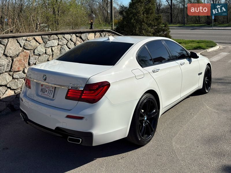 Седан BMW 7 Series 2014 в Запоріжжі