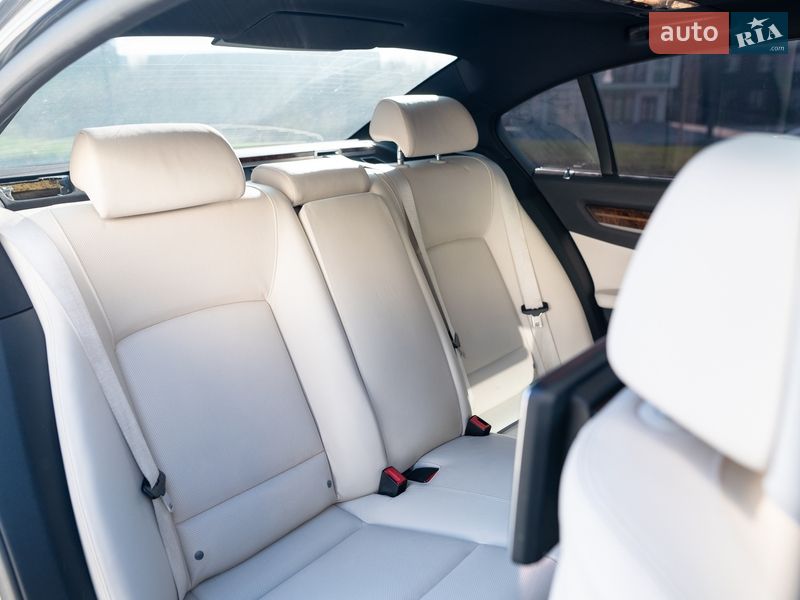 Седан BMW 7 Series 2013 в Львові фото 15 Седан BMW 7 Series 2013 в Львові