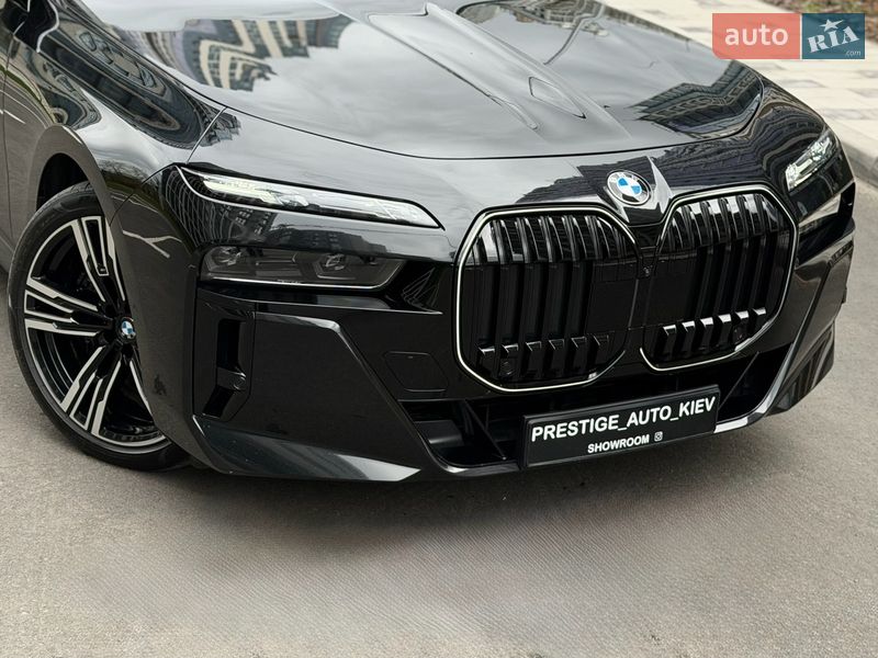Седан BMW 7 Series 2024 в Києві