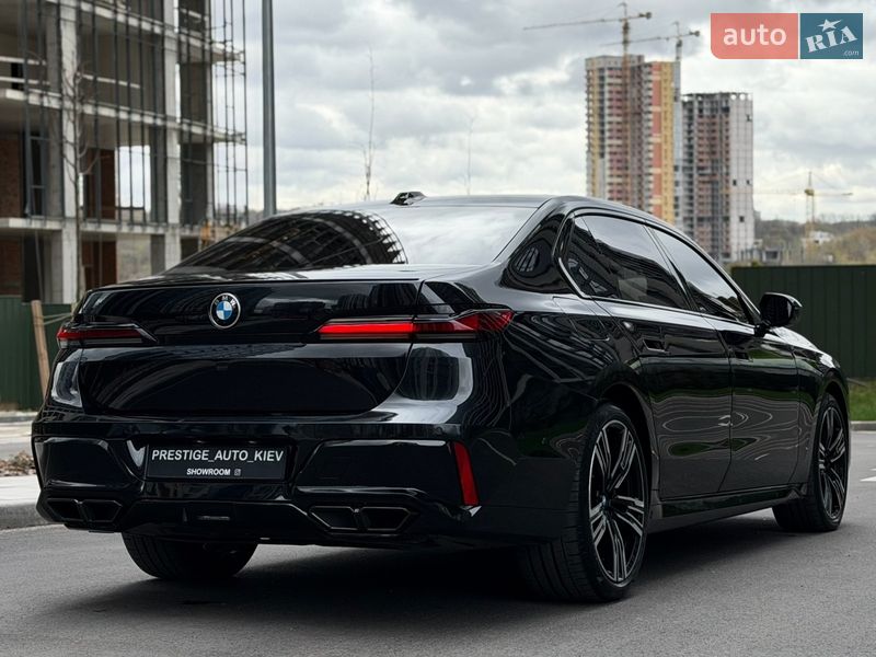 Седан BMW 7 Series 2024 в Києві