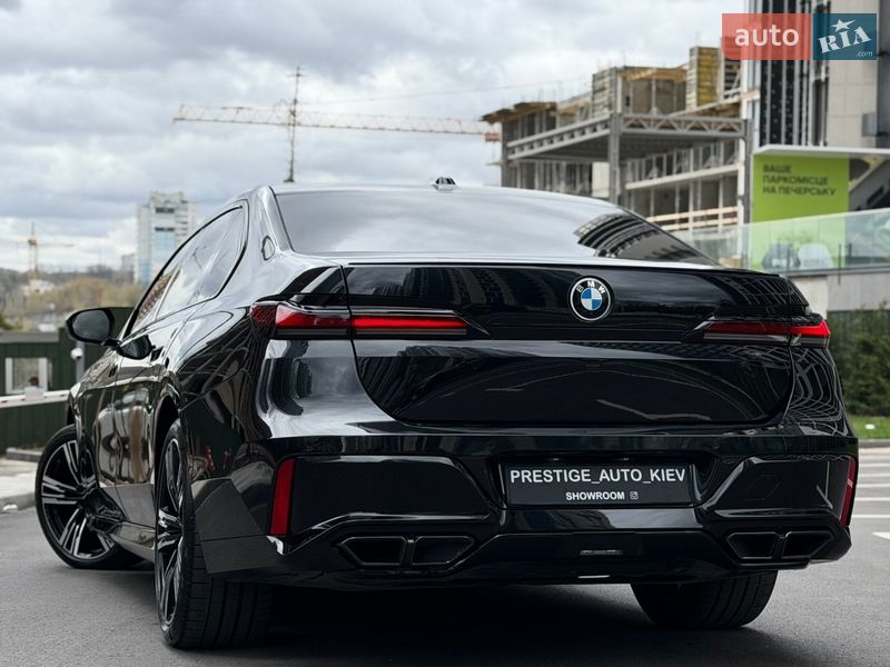 Седан BMW 7 Series 2024 в Києві