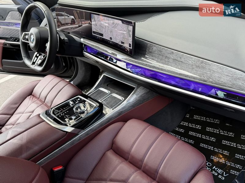 Седан BMW 7 Series 2024 в Києві