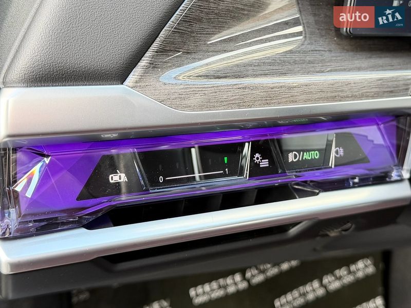 Седан BMW 7 Series 2024 в Києві