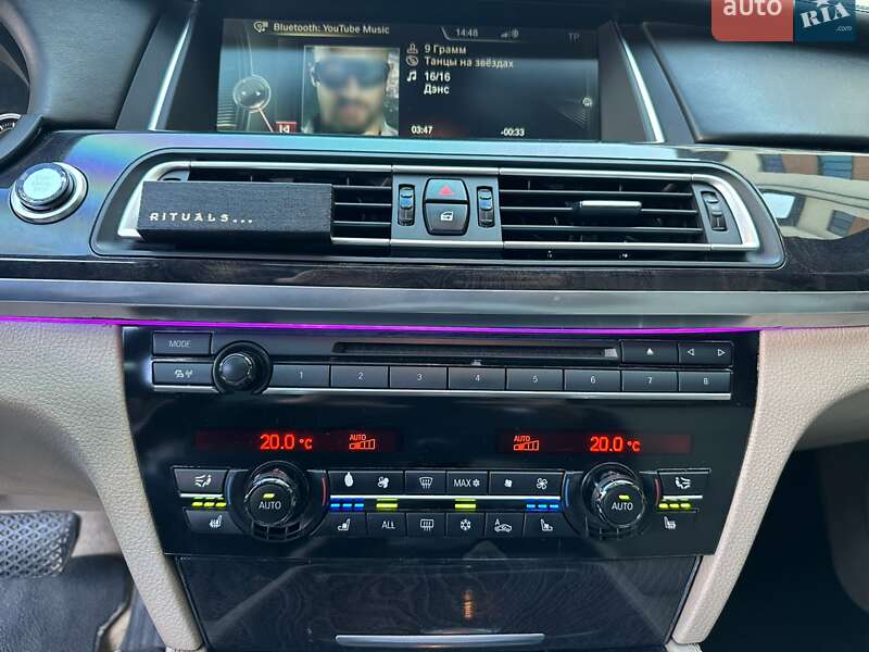 Седан BMW 7 Series 2009 в Чернівцях