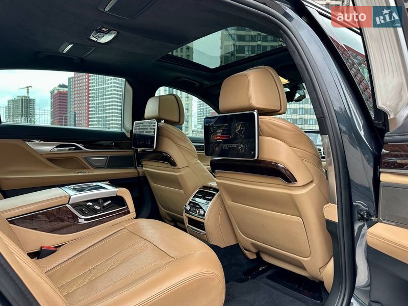 Седан BMW 7 Series 2015 в Киеве фото 52 Седан BMW 7 Series 2015 в Киеве