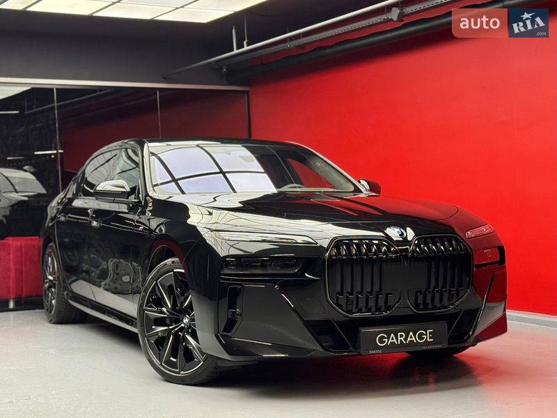 Седан BMW 7 Series 2024 в Киеве