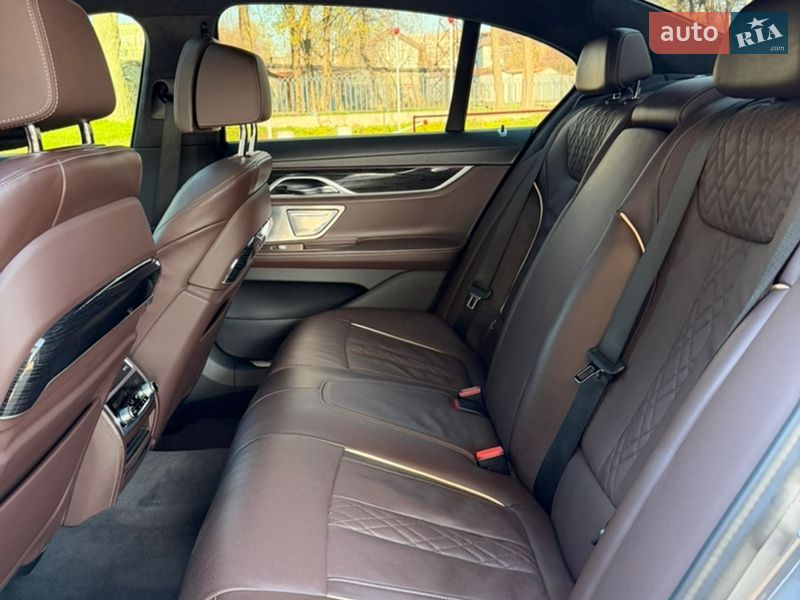 Седан BMW 7 Series 2022 в Днепре фото 32 Седан BMW 7 Series 2022 в Днепре