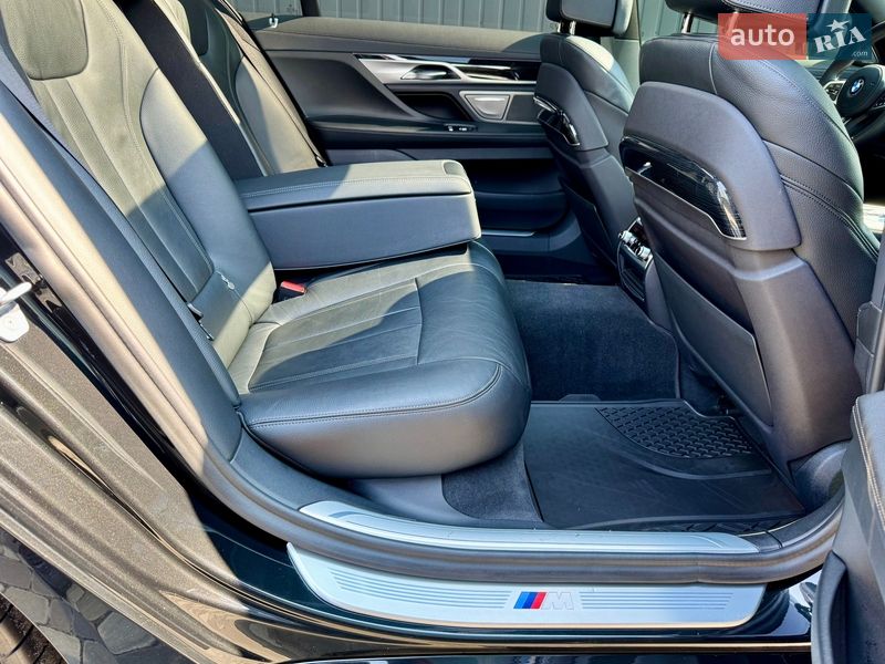 Седан BMW 7 Series 2018 в Києві