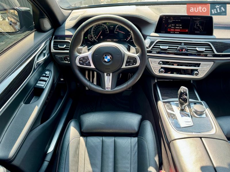 Седан BMW 7 Series 2018 в Києві