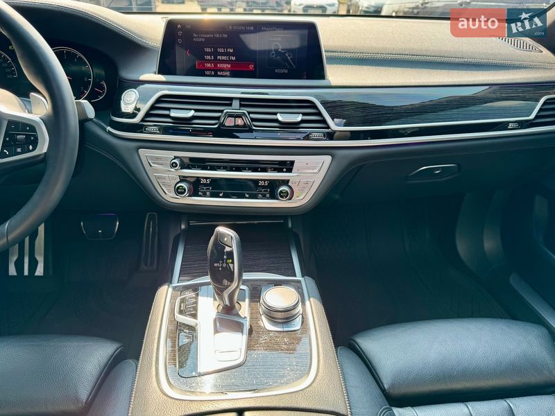 Седан BMW 7 Series 2018 в Києві