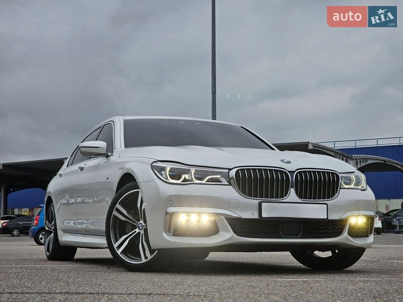 Седан BMW 7 Series 2018 в Новомосковске