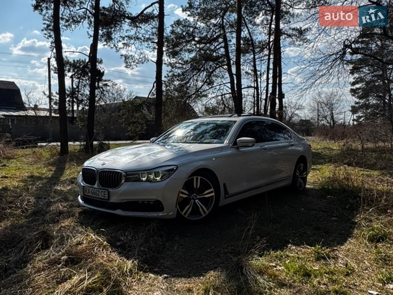 Седан BMW 7 Series 2015 в Києві