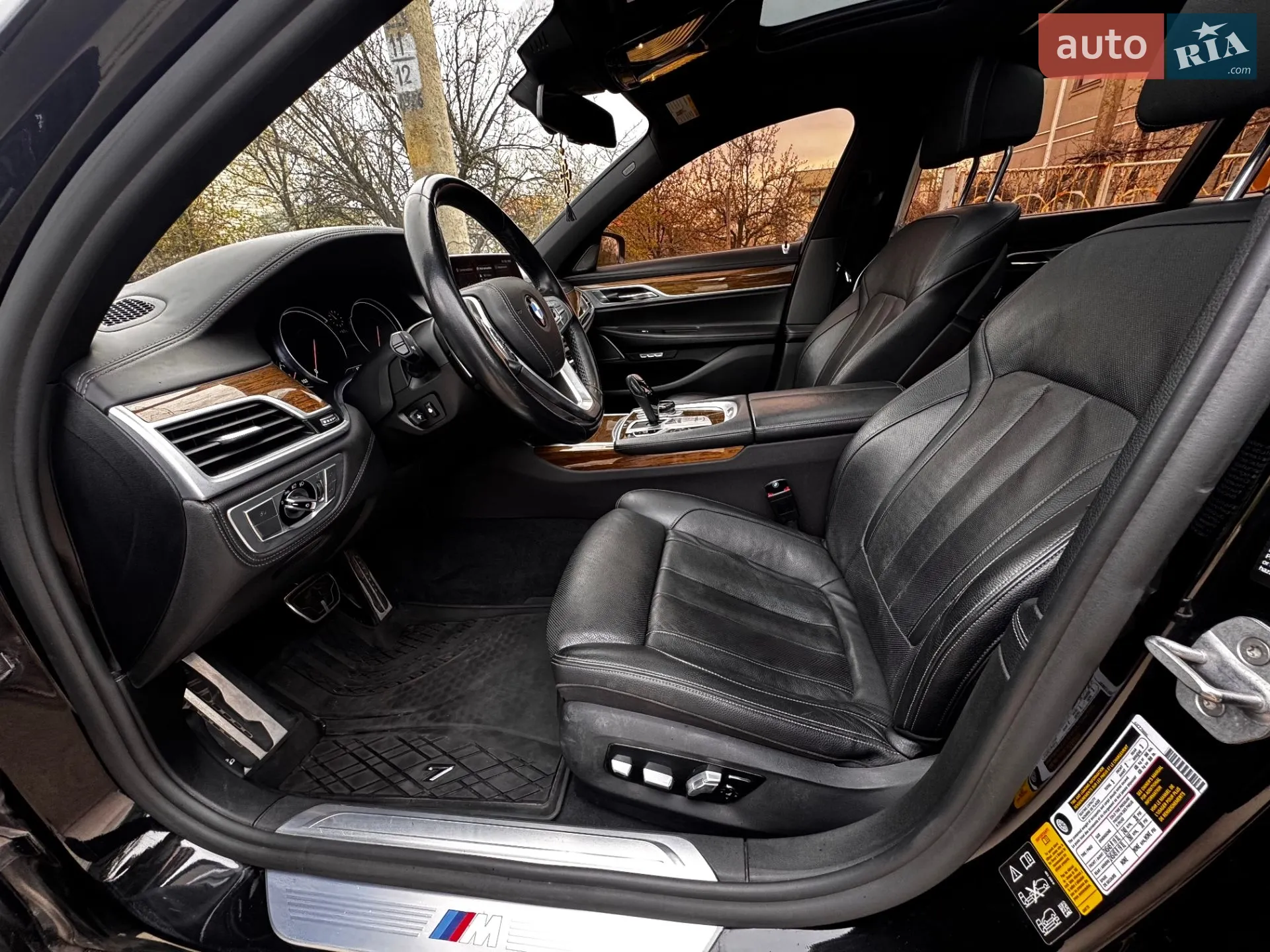 2017 BMW 7er - мініатюра 26
