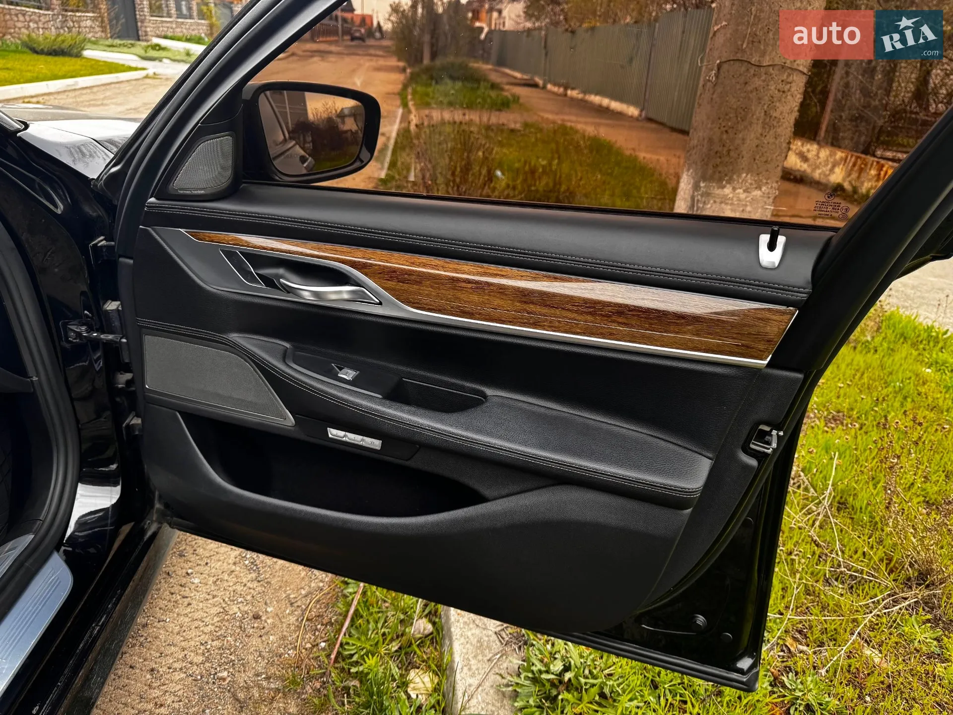 2017 BMW 7er - мініатюра 34