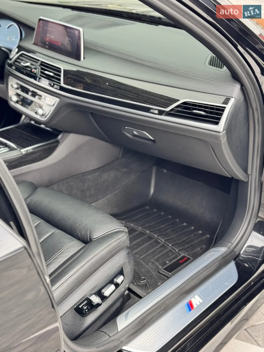 2019 BMW 7er - мініатюра 16