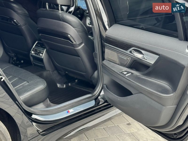 Седан BMW 7 Series 2019 в Вінниці