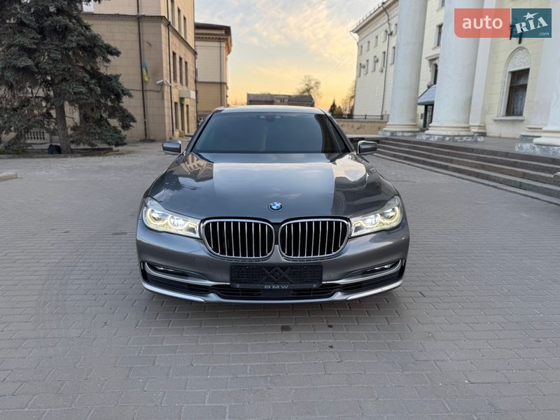 BMW 7 Series 2016