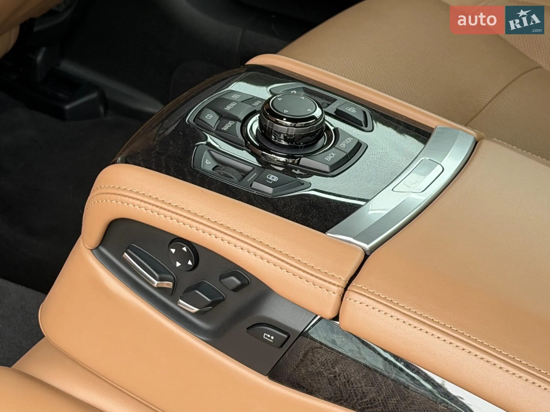 2011 BMW 7er - мініатюра 20