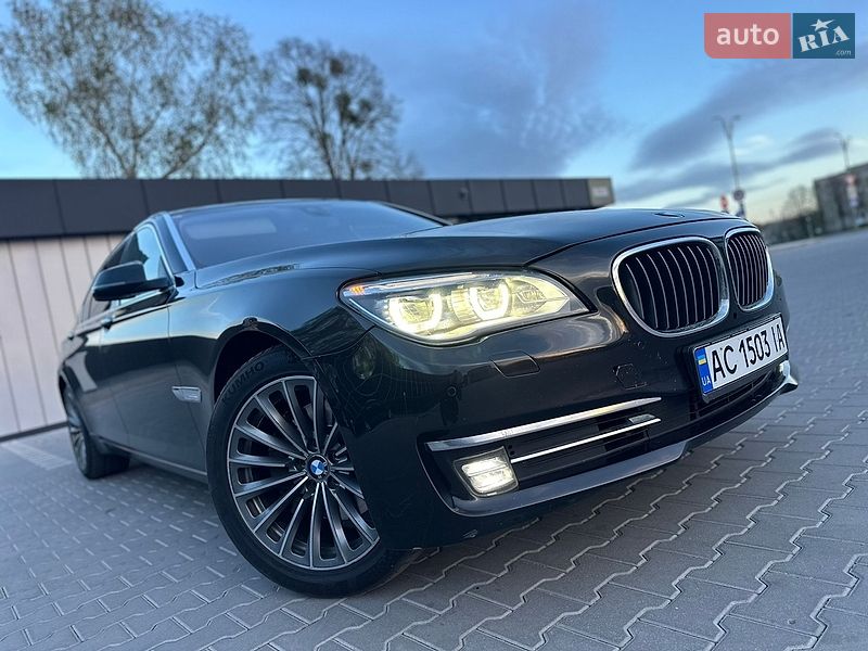 Седан BMW 7 Series 2013 в Владимире