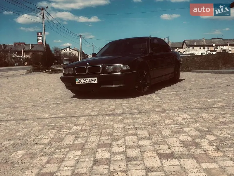 BMW 7 Series 2000